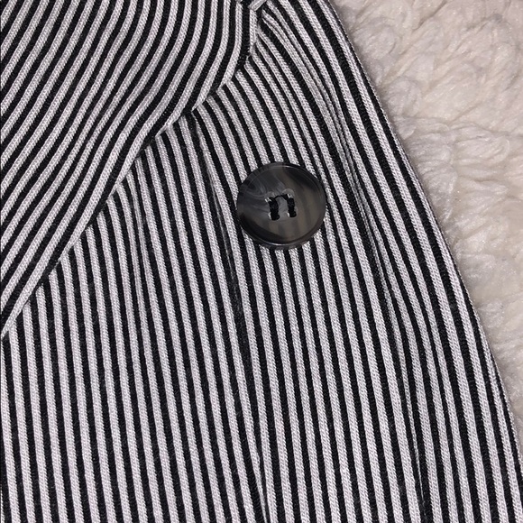 Urban Romantics Top - Picture 4 of 4